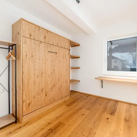 Mountain View - By Mynests *