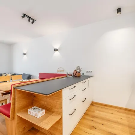 Mountain View - By Mynests شقة