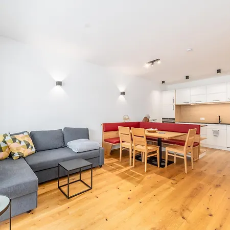 Mountain View - By Mynests