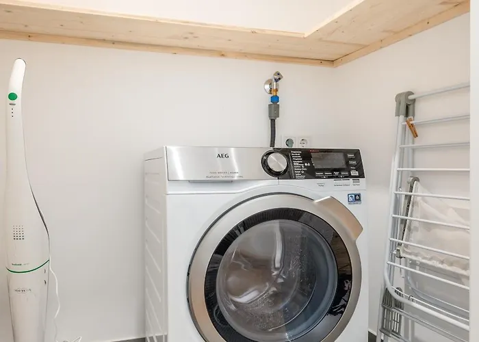 Mountain View - By Mynests